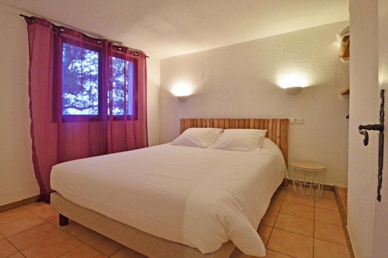Bungalows Du Maquis Porto-Vecchio  Buitenkant foto