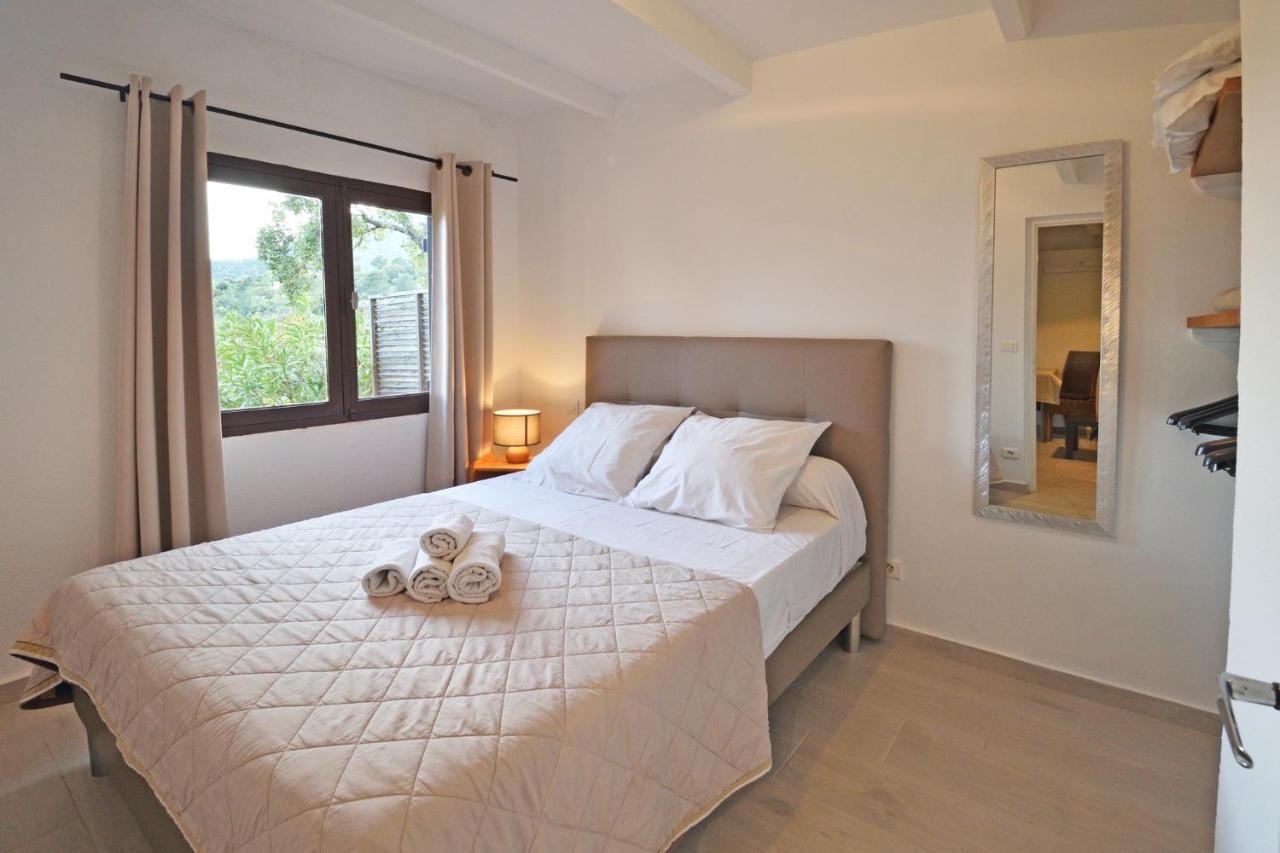 Bungalows Du Maquis Porto-Vecchio  Buitenkant foto