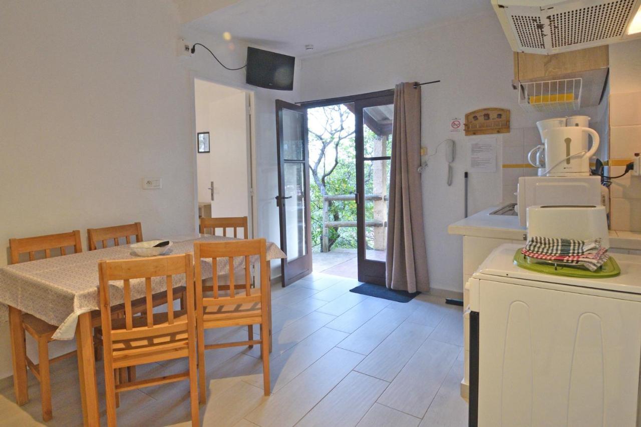 Bungalows Du Maquis Porto-Vecchio  Buitenkant foto