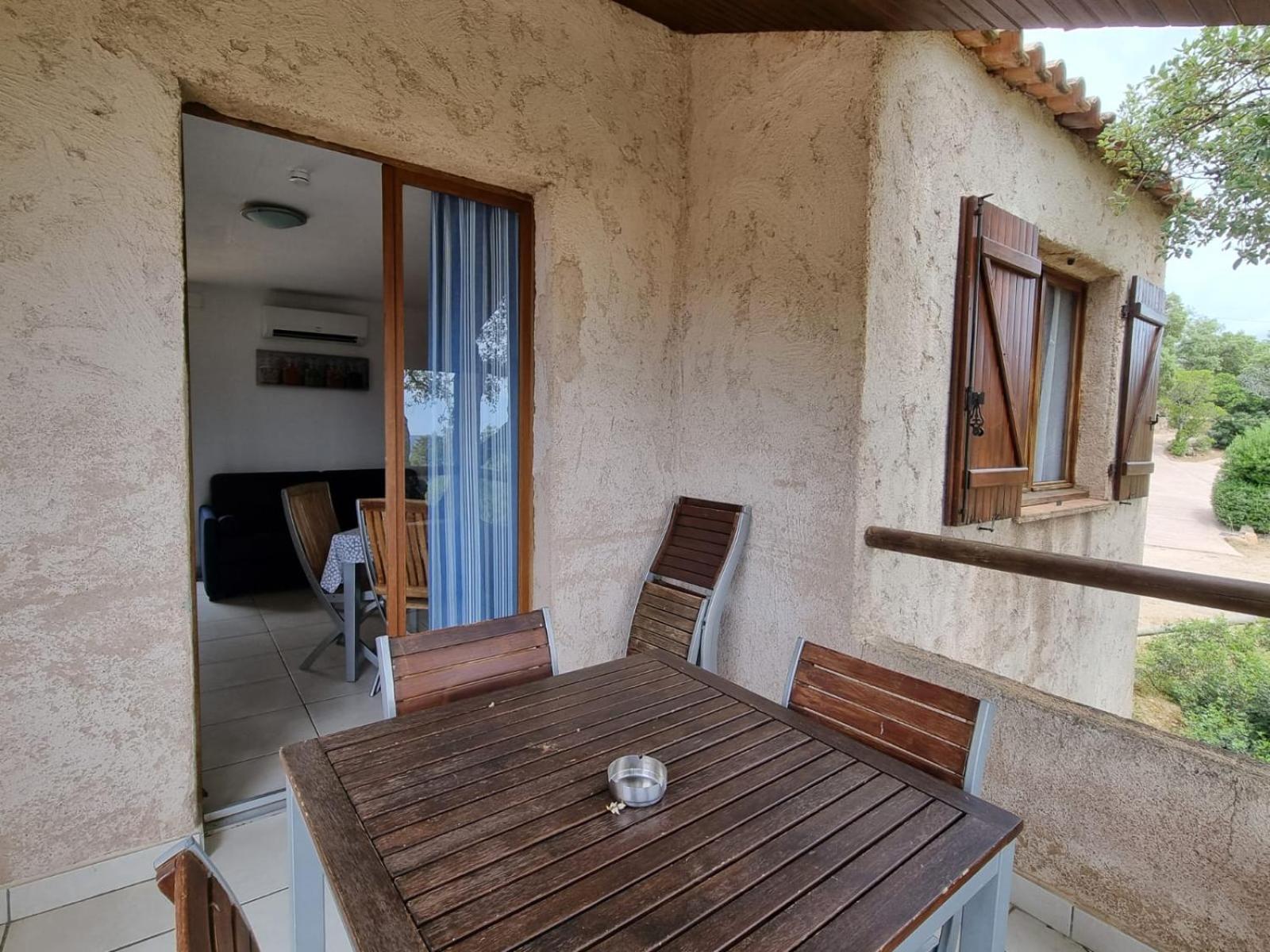 Bungalows Du Maquis Porto-Vecchio  Buitenkant foto