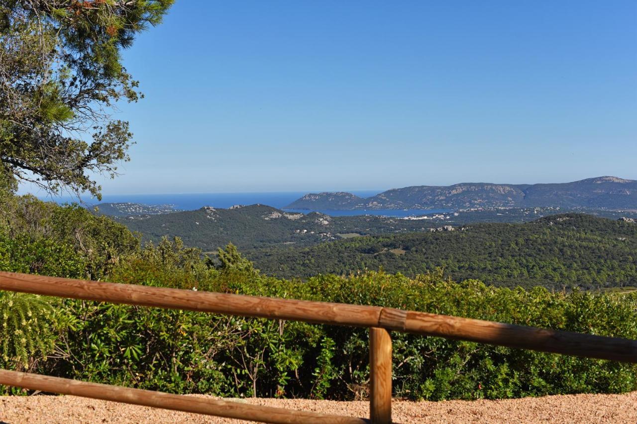 Bungalows Du Maquis Porto-Vecchio  Buitenkant foto